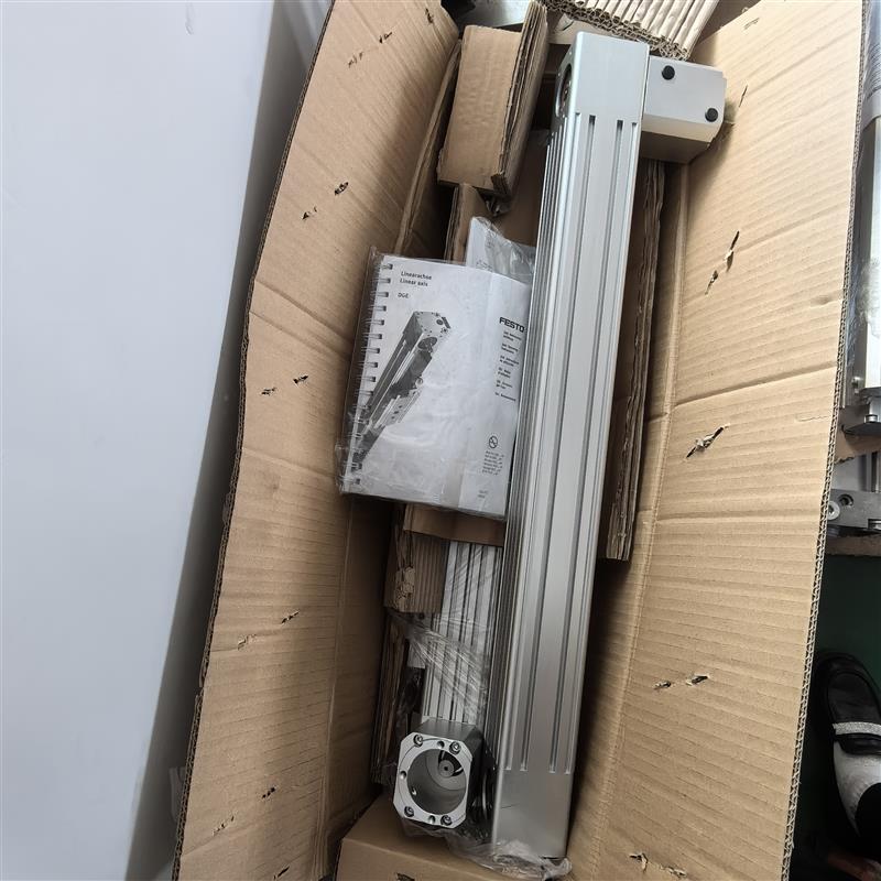 费斯托FESTO电缸DGE-40-700-800-1000-1100-ZR-LK-RV-KF-GK193743
