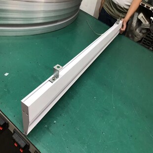 精选上汽大众别克大通五菱宝骏汽车4S店车间维修区工位吊装LED偏