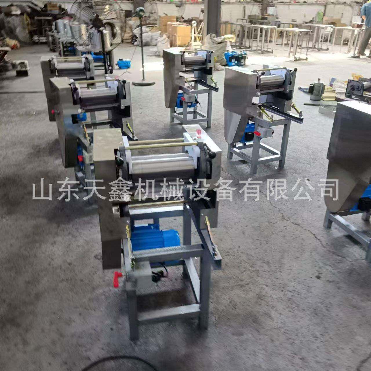 供应重庆云阳县食堂面条机玉米面面条机食堂用压皮机面条机