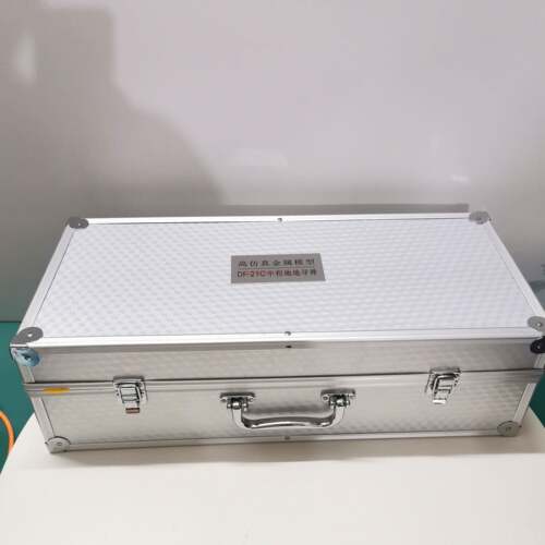 正品东风21导模弹发射模型合金1:35 金属军事礼彩品迷车军DF-21C