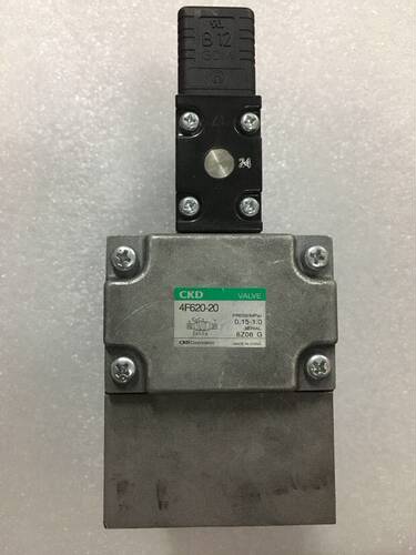 现货CKD双电控电磁阀4F620-20原装真品AC220V AC110 DC24V秒发货
