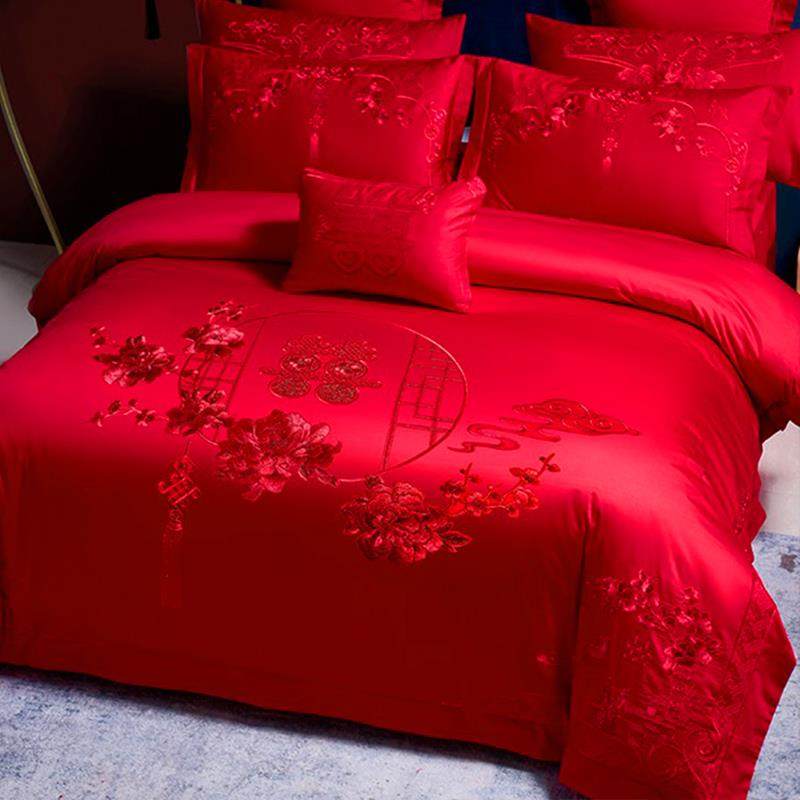 新中式喜庆风红色刺绣龙凤四件套结婚庆被套长绒棉床盖轻奢华床品