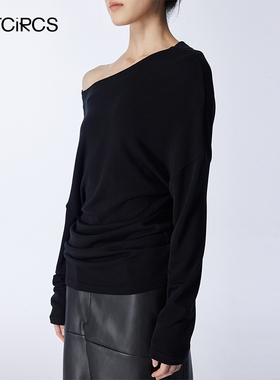 OUTCiRCS斜肩荡领多穿打底衫 2025秋冬新款斜领露肩时尚