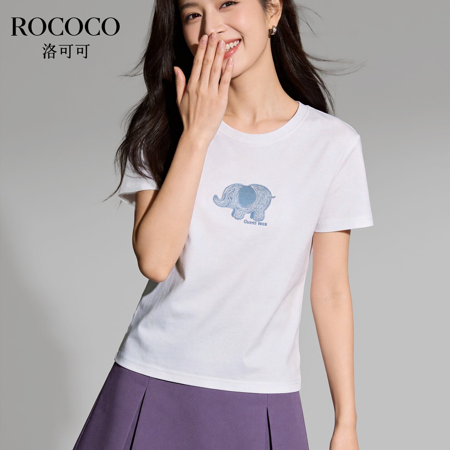 ROCOCO/洛可可白色圆领短袖T恤女夏季蓝色小象刺绣休闲上衣