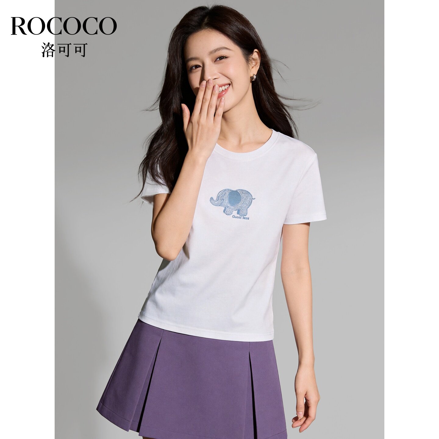 ROCOCO/洛可可白色圆领短袖T恤女夏季蓝色小象刺绣休闲上衣