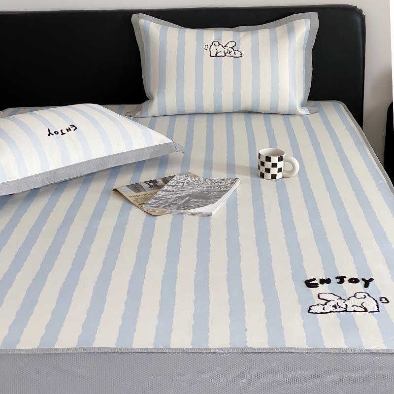 奶啤冰｜ins可爱卡通凉感毛巾绣冰丝凉席三件套A类条纹可机洗1.5m