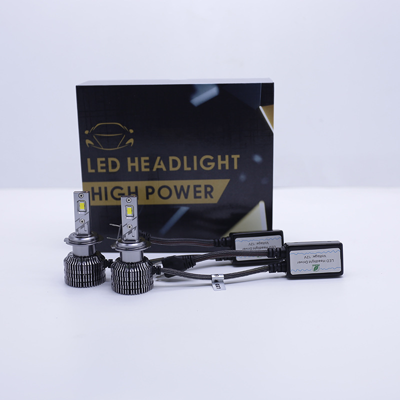 led CE H1H4H7H11 9012 H3 9005 9006白光5500-6500K汽车前照灯