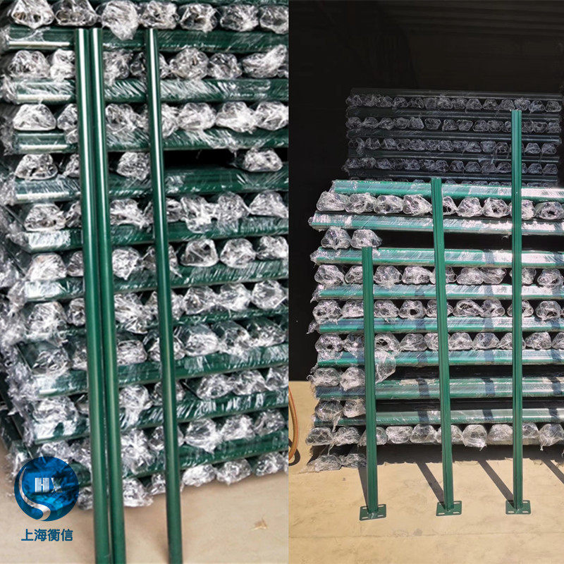 上海现货荷兰柱牛栏柱Y型柱 批发围栏网荷兰网牛栏网配套柱子