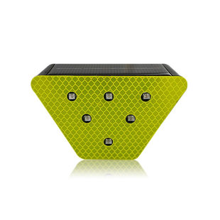 MNSD 太阳能轮廓标 梯形LED轮廓标 波形护栏轮廓标 附着式反光标