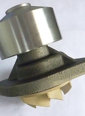 水泵6754-61-1100 PC200-8 6754-61-1100 PC200-8 6D107