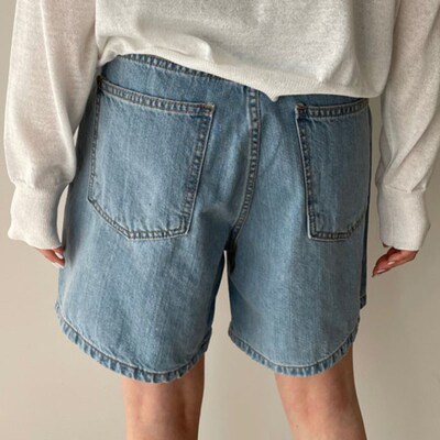 韩国chi早春小众简约高腰纽扣双口袋宽松百搭显瘦阔腿牛仔短裤女