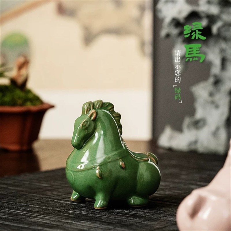 西安博物馆文创陶瓷唐马茶宠摆件汝窑开片创意复古风家居摆件礼物