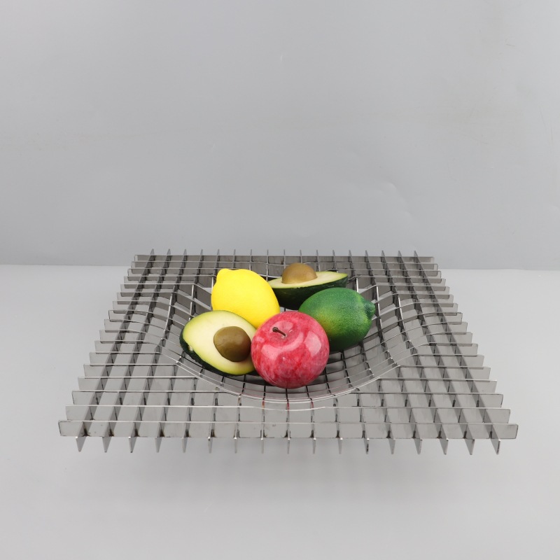 现代简约金属镂空果盘样板房电视柜家居桌面茶几客厅装饰品摆件