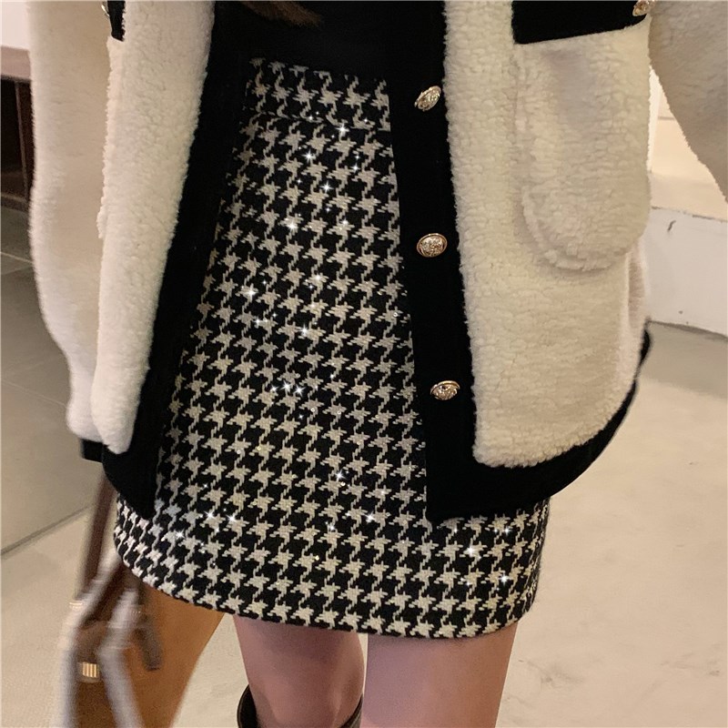 红色格子短裙冬季配毛衣加厚半身裙大码毛呢A字包臂裙亮片半裙子