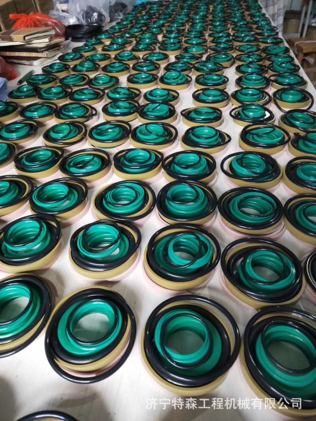 供应徐工50 500F 300F 400装载机油缸修理包 油封 变速箱修理包,家庭/个人清洁工具,厨卫防水贴/条,淘宝优惠券,粉丝福利购,淘宝优惠卷