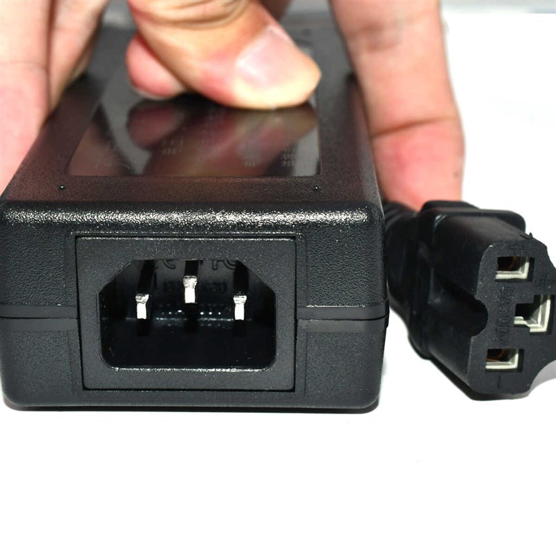 电动车充电器检测仪维修工v具5V-96V充电器电流电压检测仪
