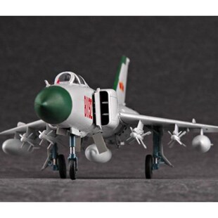 包邮小号手 0161l0 拼装飞机模型 1/72中国沈阳歼8-II长须鲸歼击