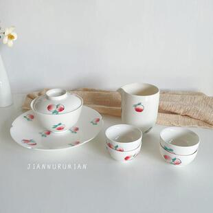 超可爱手绘水蜜桃圆润二才盖碗白瓷泡茶碗陶瓷功夫茶具茶杯套装