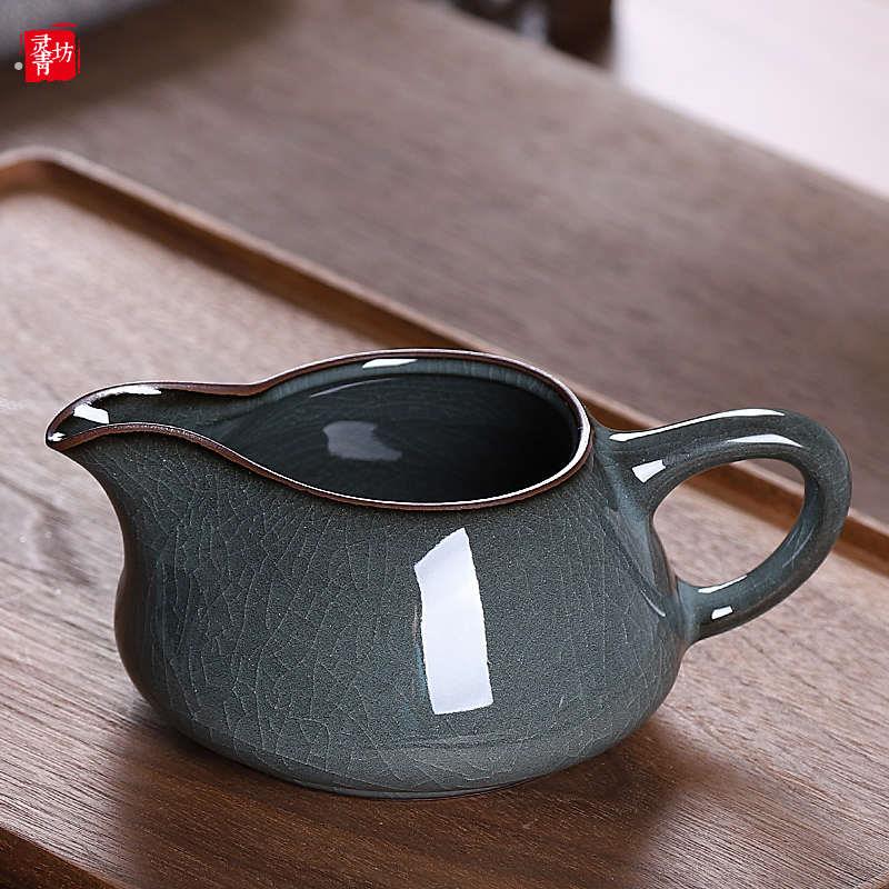 青瓷公道杯陶瓷公杯匀杯茶海哥窑铁胎冰裂大号分茶器功夫茶具配件