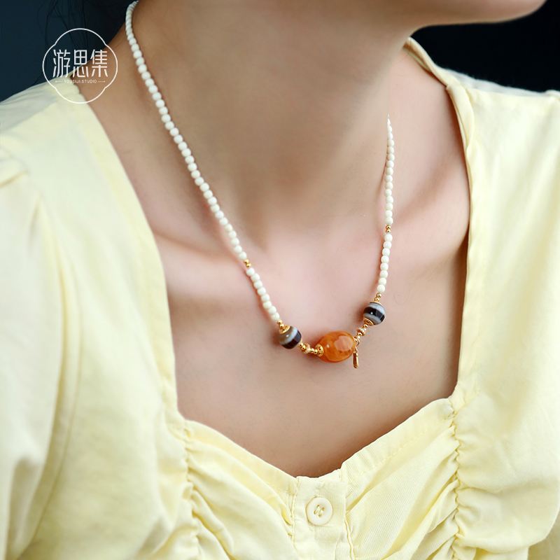 游思集天然鸡油黄蜜蜡枣珠吊坠项链女小众牙芯料猛犸牙圆珠锁骨链