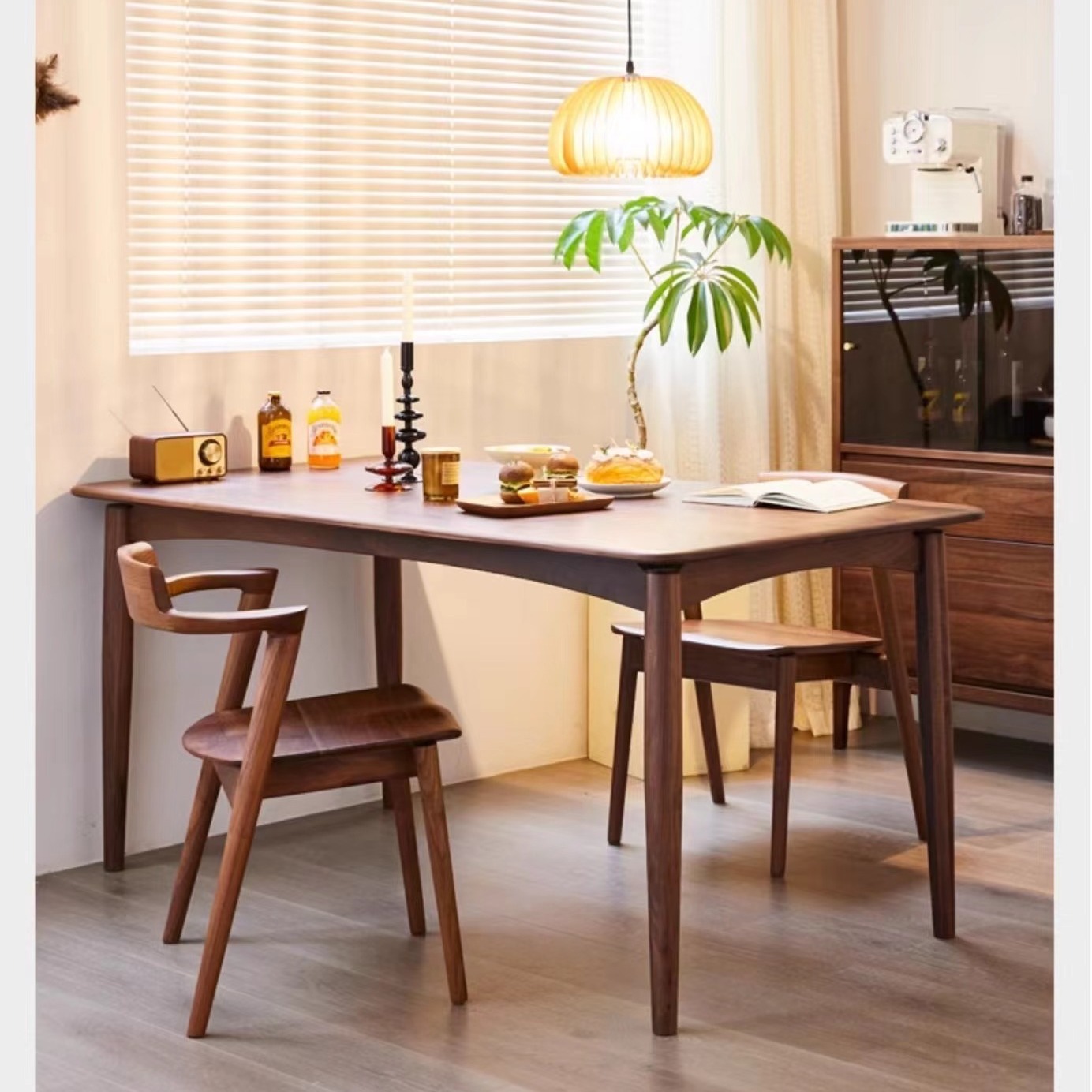 现代简约黑胡桃木餐桌家用小户型餐厅家具北欧长方形饭桌餐桌椅