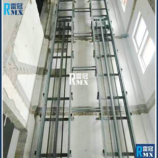 室外简易井道上货平台导轨式平台液压提升平台