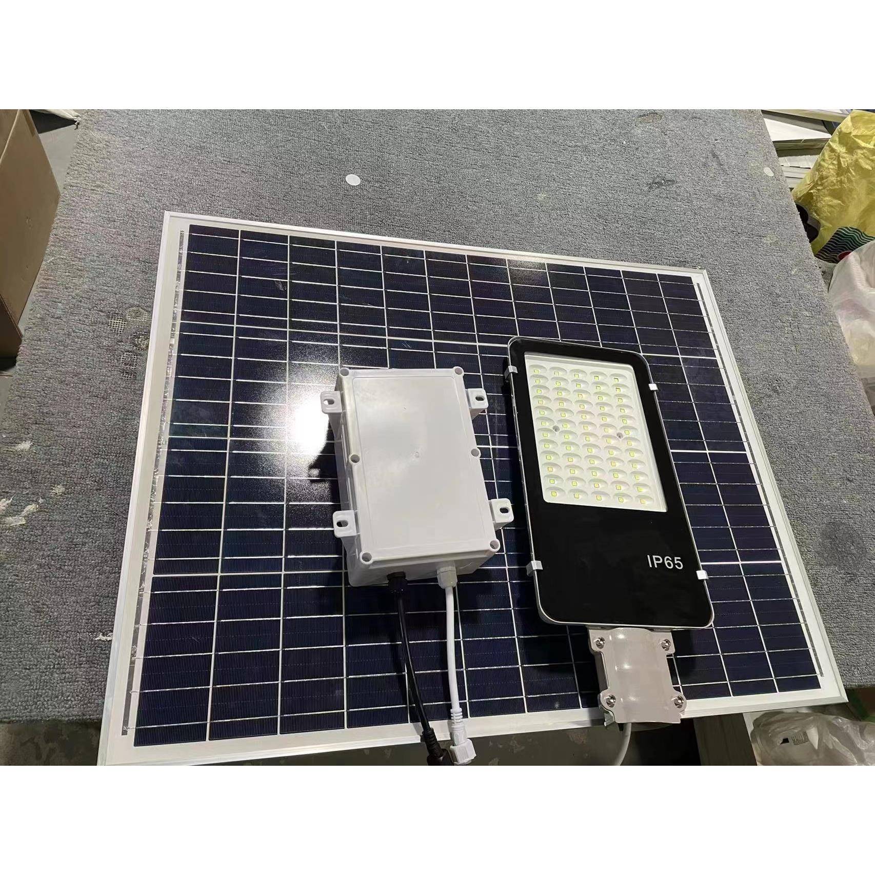 工程款大功率太阳能路灯公路户外灯超长续航