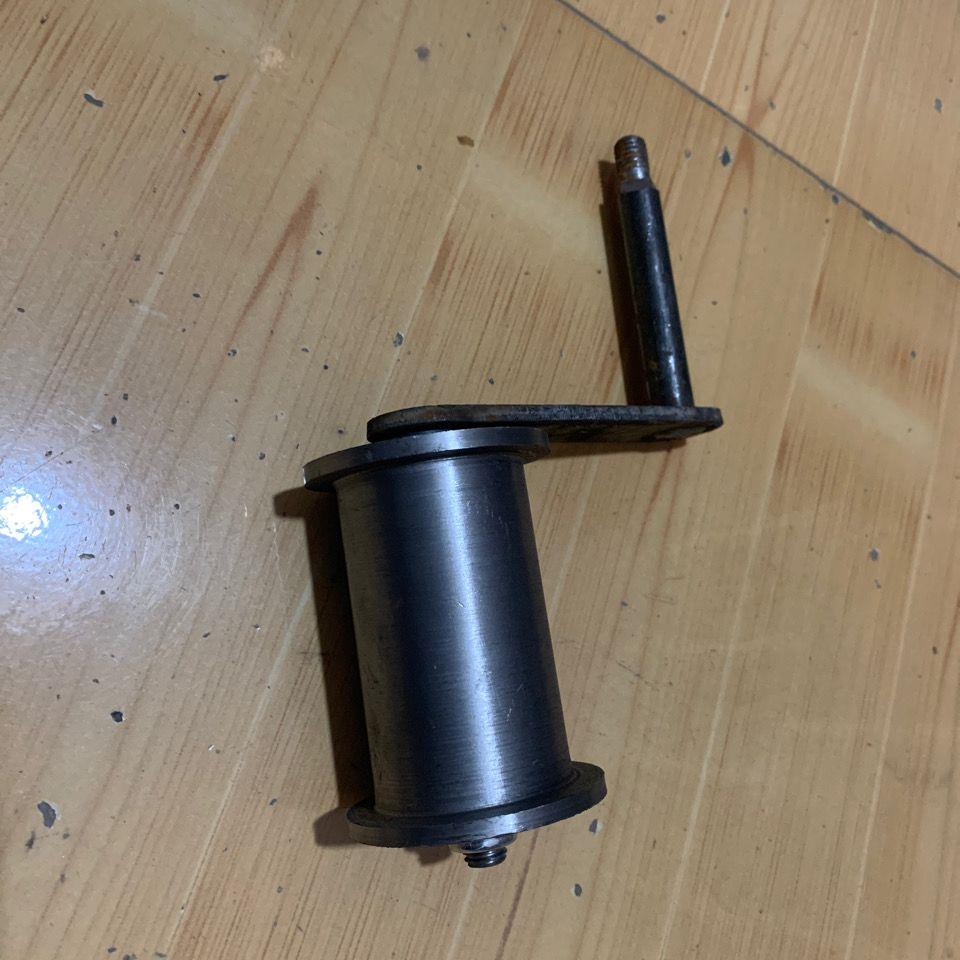 三轮车涨紧轮紧带轮皮带轮单杆三角带压带轮金蛙车老式压带轮