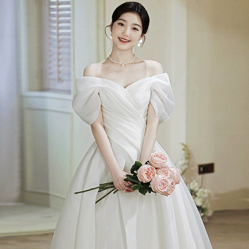 法式一字肩轻纱主婚纱2023新婚纱