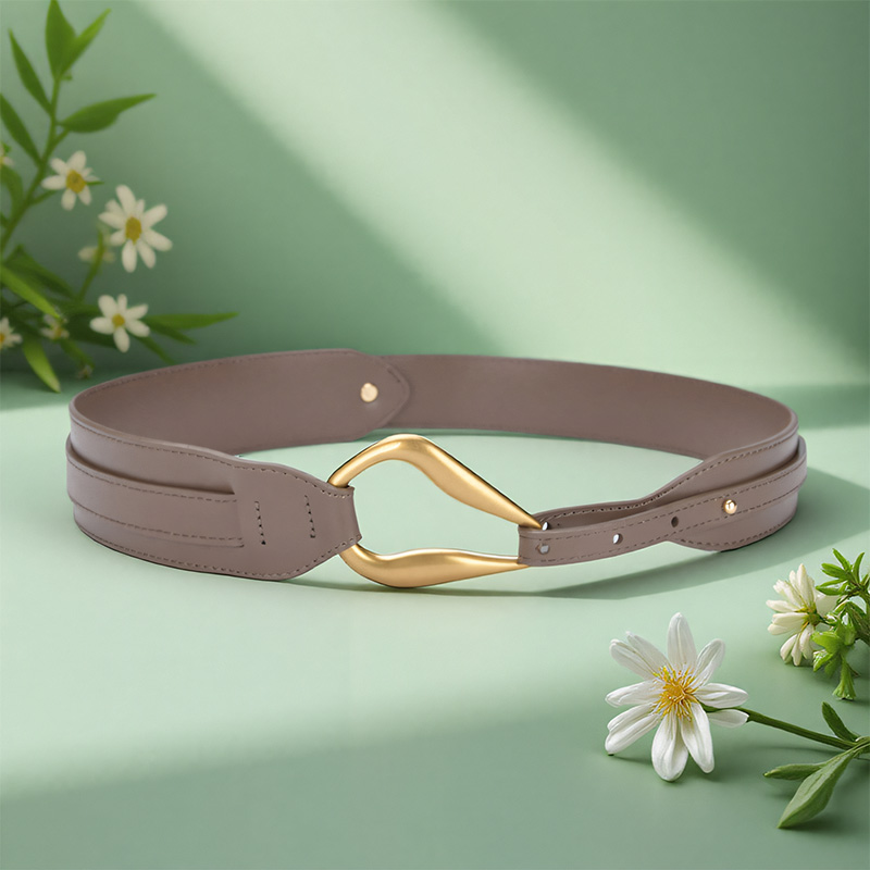 嘟卡丹4.2cm卡其色马蹄扣真皮宽腰带女士装饰配裙子大衣牛皮皮带