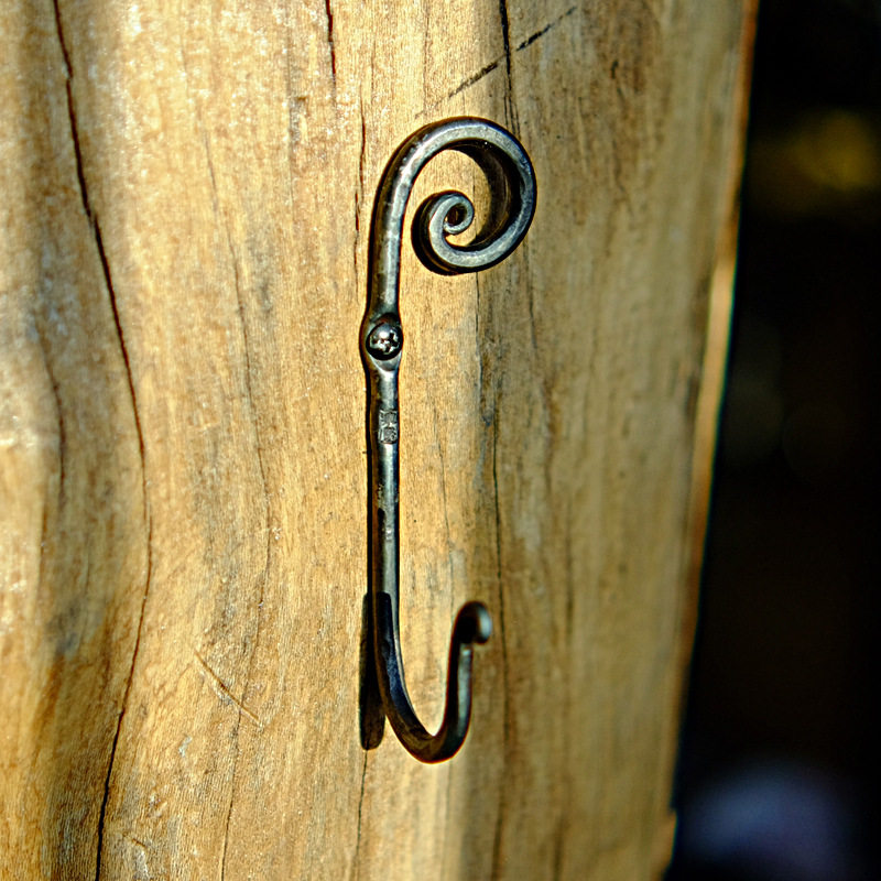 手工锻打铁艺挂钩小吊钩S钩悬挂花篮吊篮家花园杂货复古,模玩/动漫/周边/娃圈三坑/桌游,文化/体育周边,淘宝优惠券,粉丝福利购,淘宝优惠卷