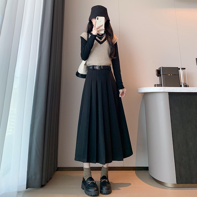 毛呢半身裙女2024新款秋冬款高腰中长款显瘦加厚灰色a字百褶裙子
