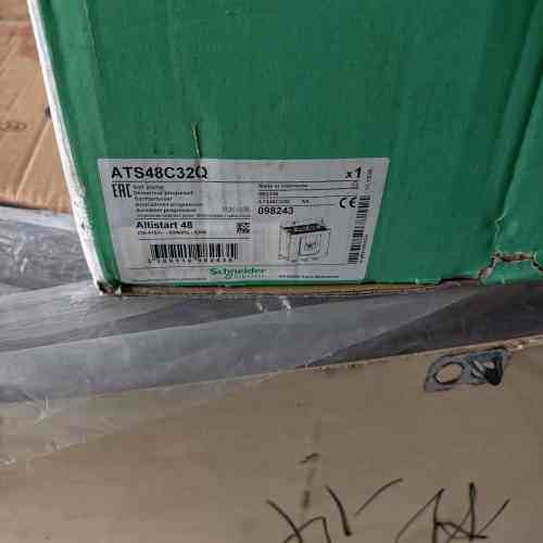 施耐德软启动器 ATS48C32Q，全新原装，带原包装箱，未