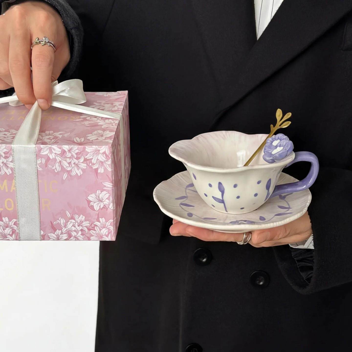 轻奢创意礼品浮雕立体陶瓷咖啡杯小清新马克杯高颜值喝水杯伴手礼