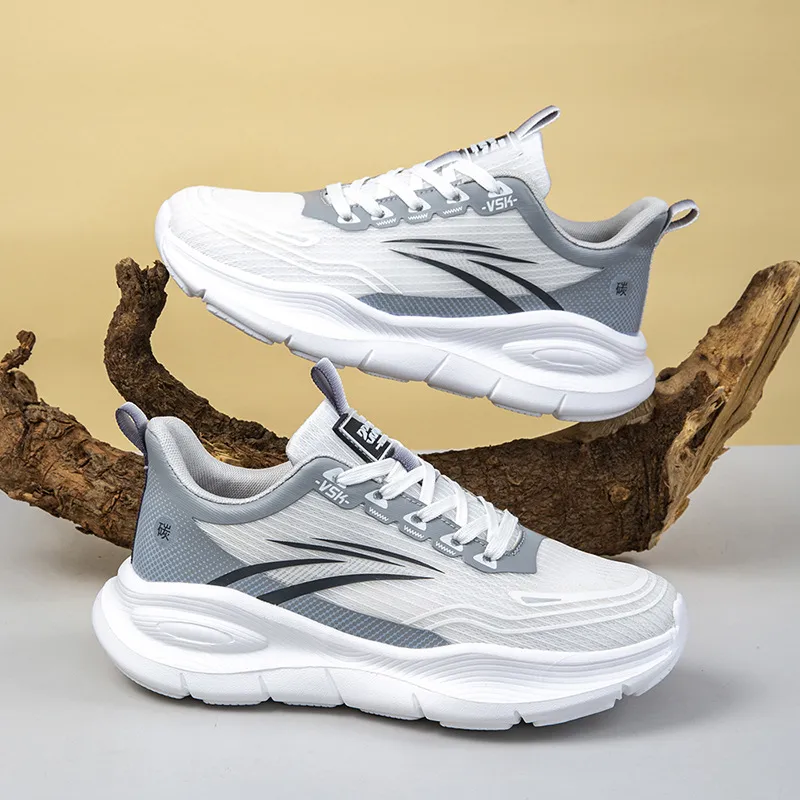 大码男鞋透气超轻网面运动鞋防水休闲鞋软底轻便跑步跑鞋减震