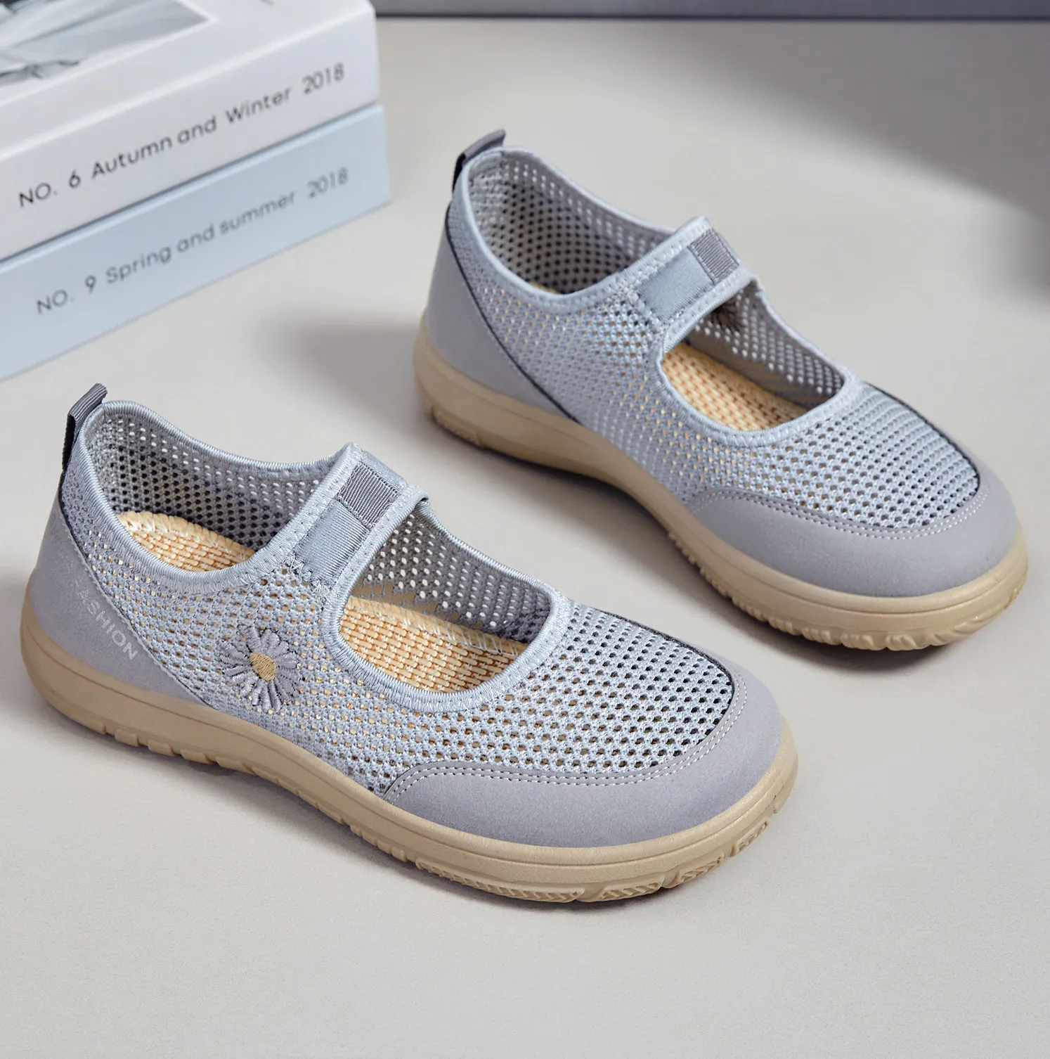 网面鞋女春季新款潮流时尚妈妈鞋休闲透气女鞋一脚蹬单鞋女鞋,女鞋,时尚芭蕾鞋,淘宝优惠券,粉丝福利购,淘宝优惠卷