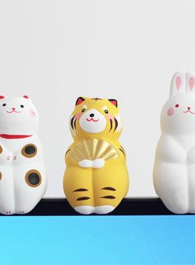 显示器坐着小摆件老虎猫兔子动物日式ins创意可爱汽车载办公桌面