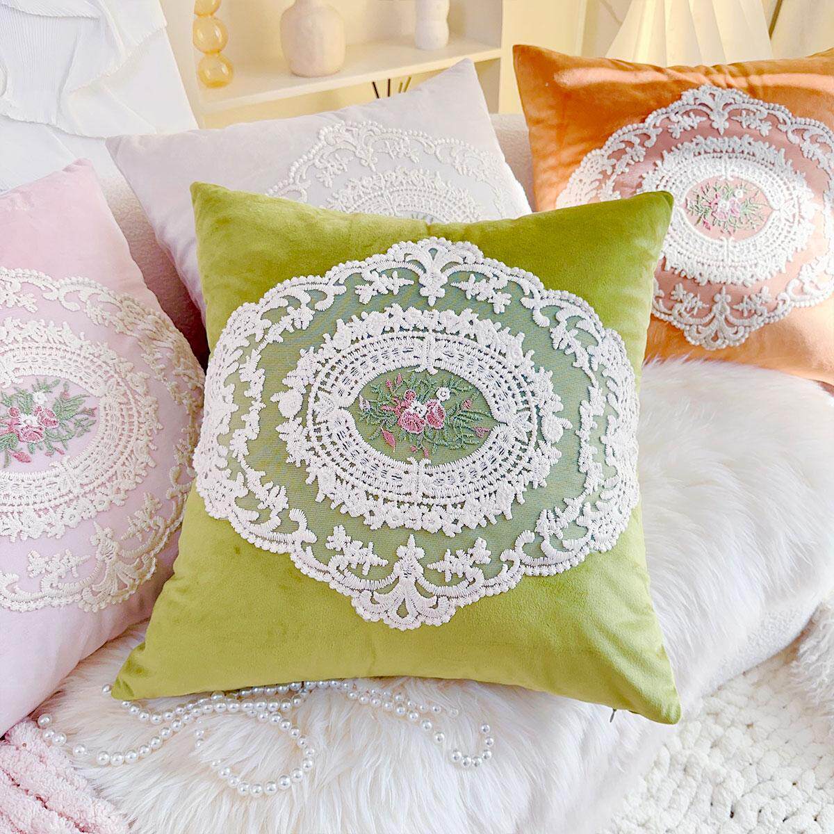 法式复古蕾丝抱枕轻奢高级感沙发卧室飘窗床靠枕田园刺绣花边靠背