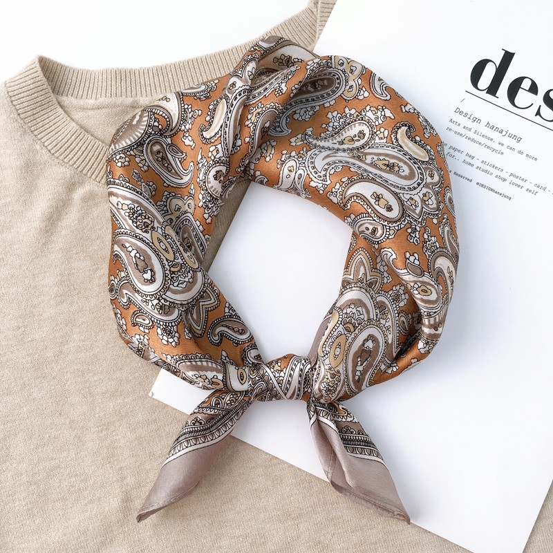 经典英伦风真丝小方巾女丝巾薄款丝绸领巾春秋百S搭装饰桑蚕丝围