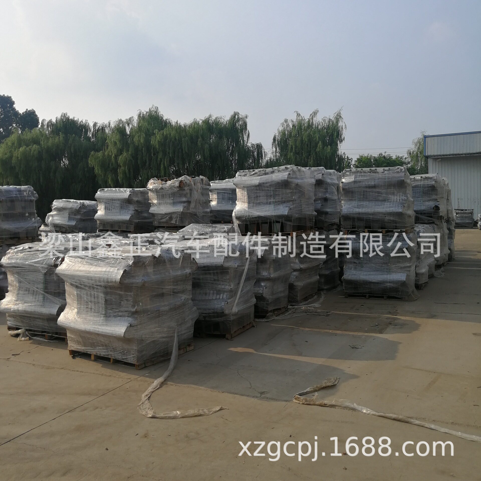 供应美式挂车悬架正装三桥悬架双桥悬架欢迎订购挂车配件