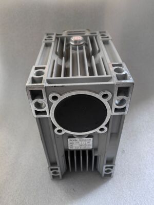 WORM REDUCER NMRV30减速机蜗轮箱国内质保一年包邮