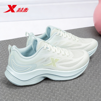 特步女鞋跑步鞋女款新款时尚休闲