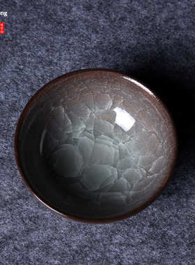 品茶杯龙泉青瓷铁胎冰裂纹功夫茶具全手工柴烧高端主人杯单杯送礼