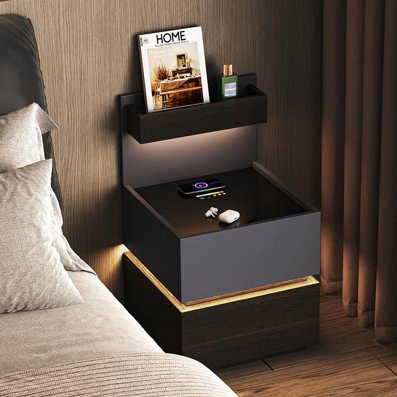 意式实木床头柜家用卧室轻奢高级感多功能床边柜带无线充2025新款,住宅家具,床头柜,淘宝优惠券,粉丝福利购,淘宝优惠卷