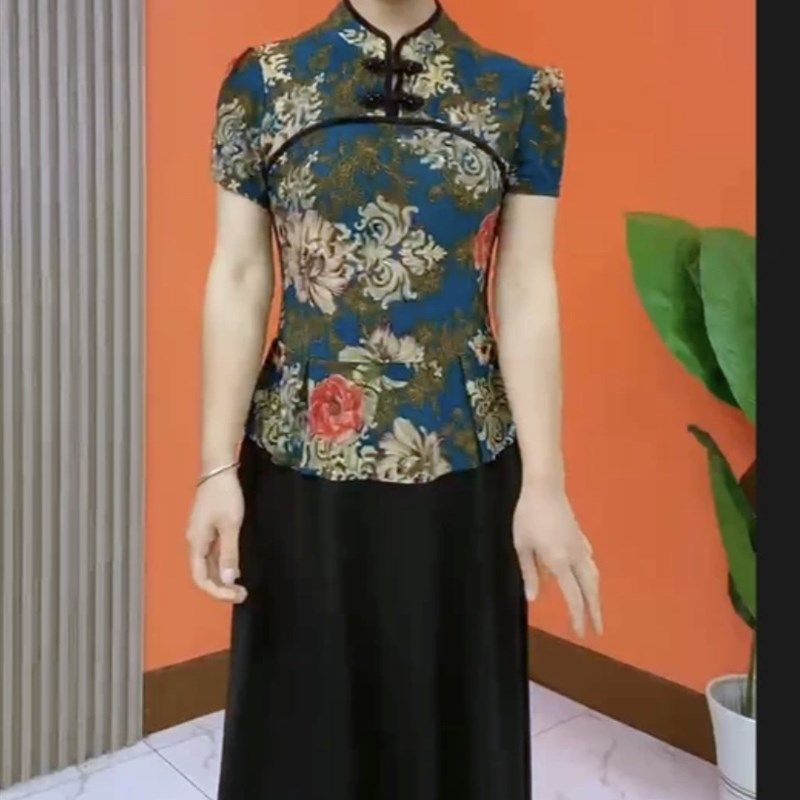 妈妈夏季拼接改良旗袍花色连衣裙2023新款中老年女盘扣假两件裙子