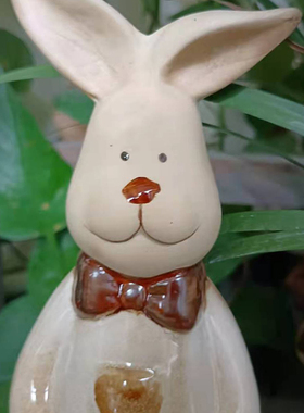 美式做旧立体招财兔子陶瓷创意可爱客厅花园庭院动物装饰摆件