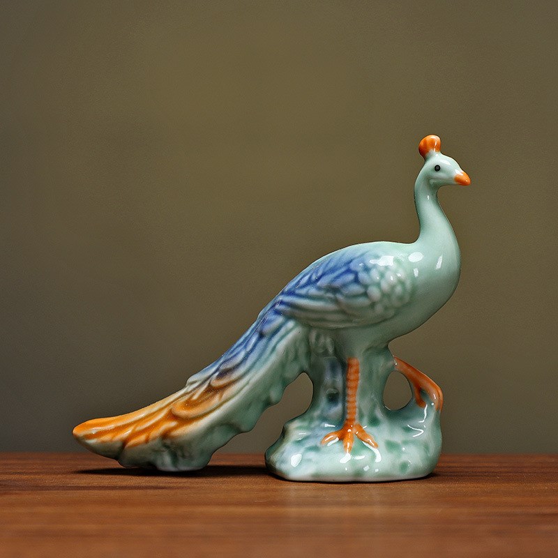 陶瓷小动物摆件孔雀鹿仙鹤茶桌玄关摆件水族陶瓷小工艺品