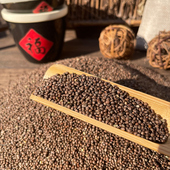 炫料紫苏子芙蓉鸟粮饲料珍珠鸟文鸟玉鸟鹦鹉鸟食软苏子金青营养粮