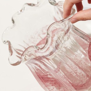 珠光粉色玻璃花瓶轻奢高级感大口径花边白菜琉璃插玫瑰百合鲜花瓶