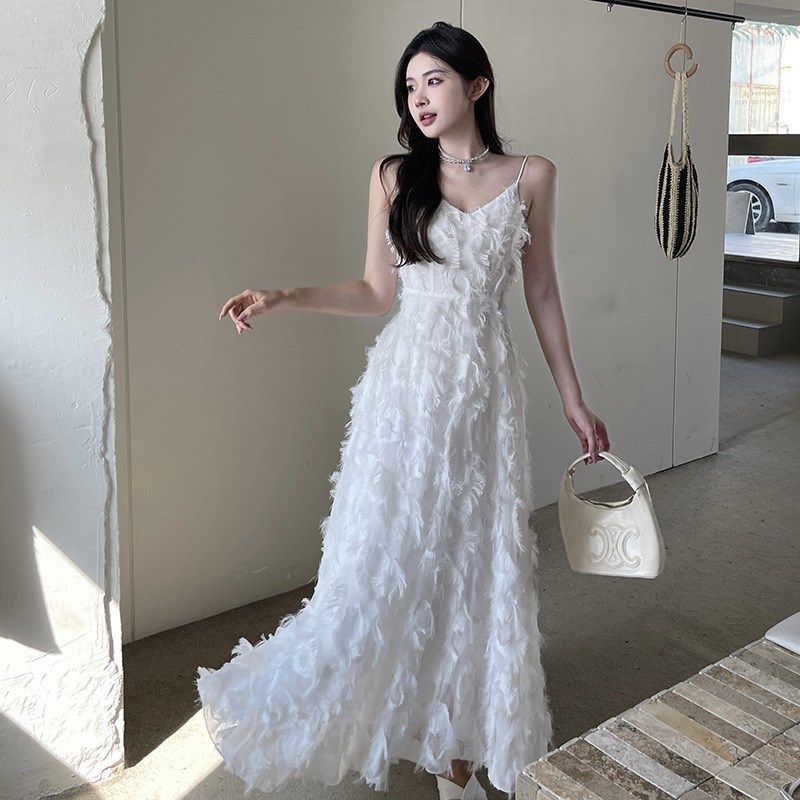 成人礼高级感礼服女轻奢小众高端生日party晚宴主持人吊带连衣裙